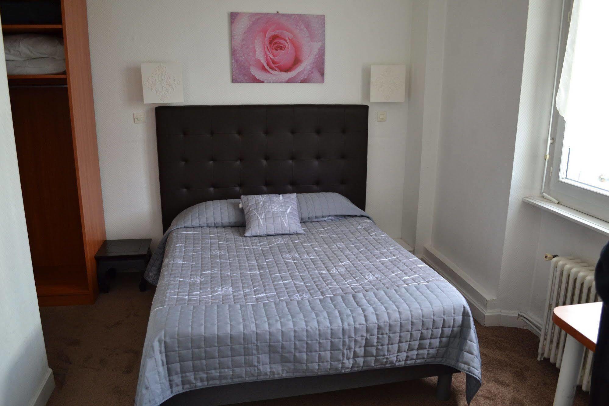 Hotel Agena Brest Ngoại thất bức ảnh